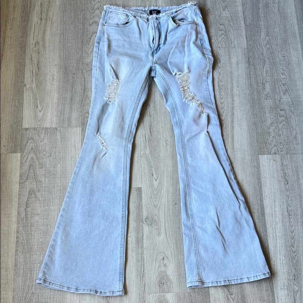 Women's Light Blue Flare Jeans.  CAJA. #‎ 7